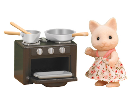Sylvanian Cica nővér sütővel