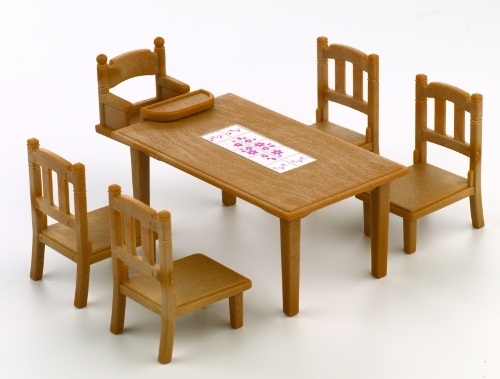 Sylvanian Étkező asztal székekkel